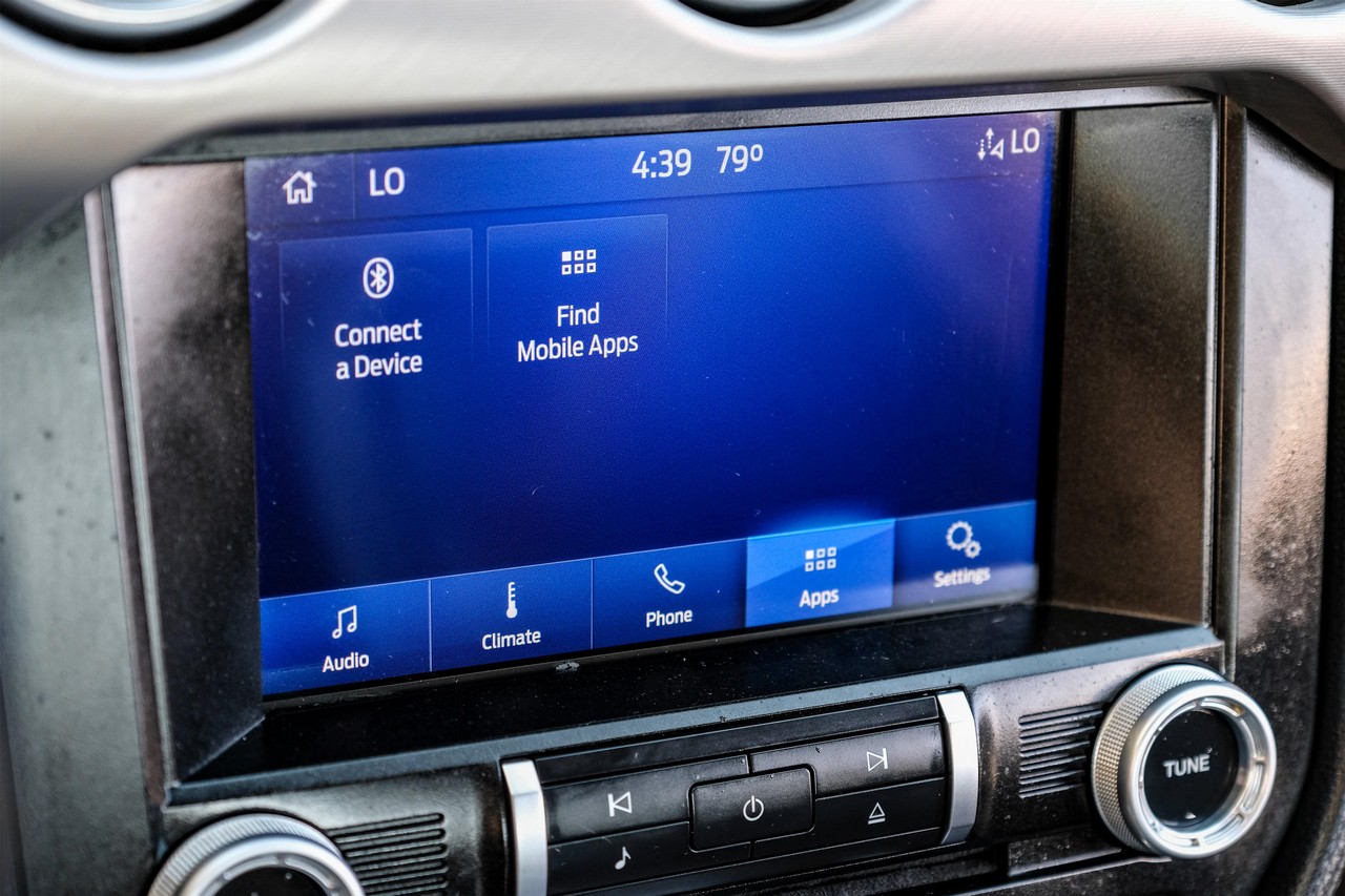 Ford Mustang Vehicle Main Gallery Image 27