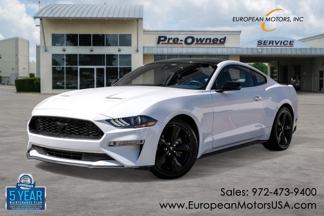 more details - ford mustang