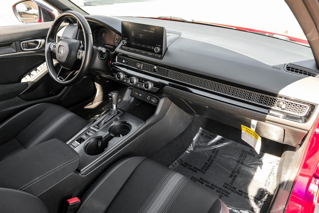 Honda Civic Sedan Vehicle Main Gallery Image 12