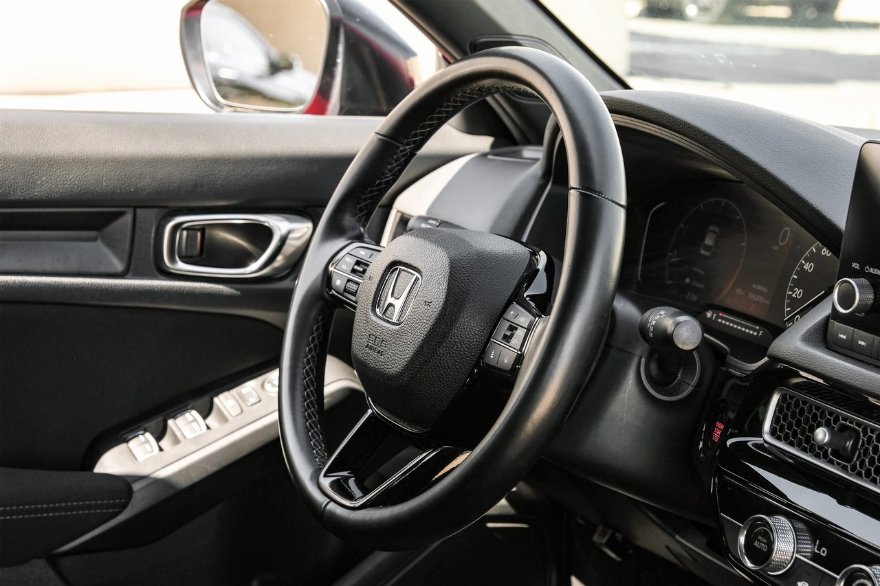 Honda Civic Sedan Vehicle Main Gallery Image 13