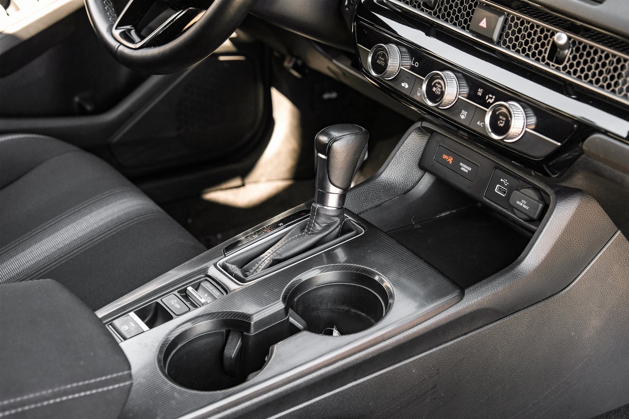 Honda Civic Sedan Vehicle Main Gallery Image 23