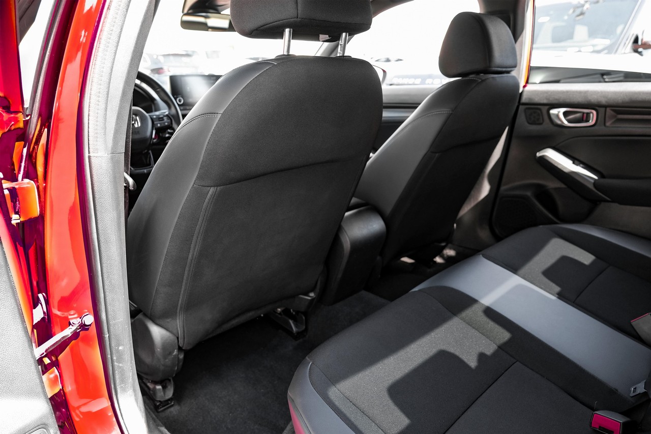 Honda Civic Sedan Vehicle Main Gallery Image 36
