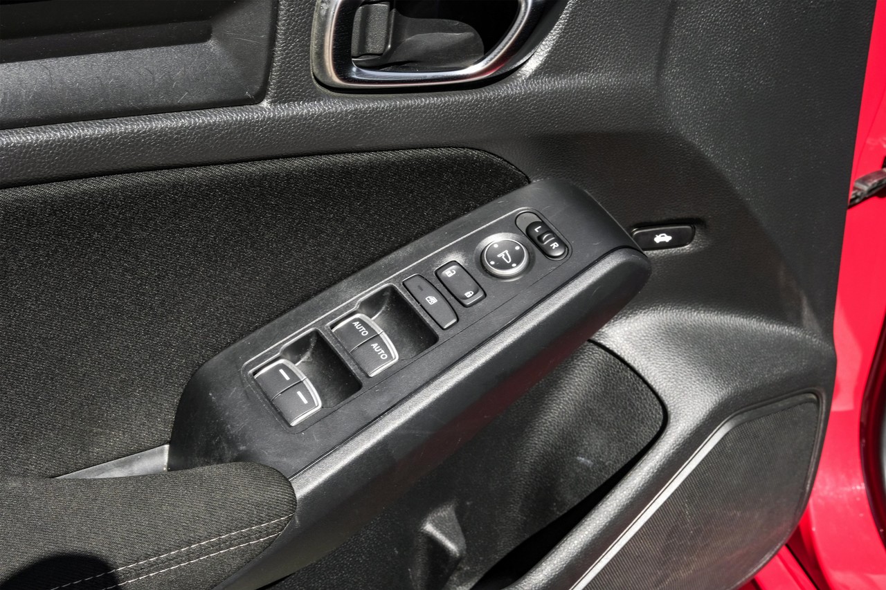 Honda Civic Sedan Vehicle Main Gallery Image 41