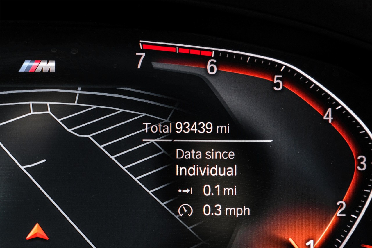 BMW X4 Vehicle Main Gallery Image 21
