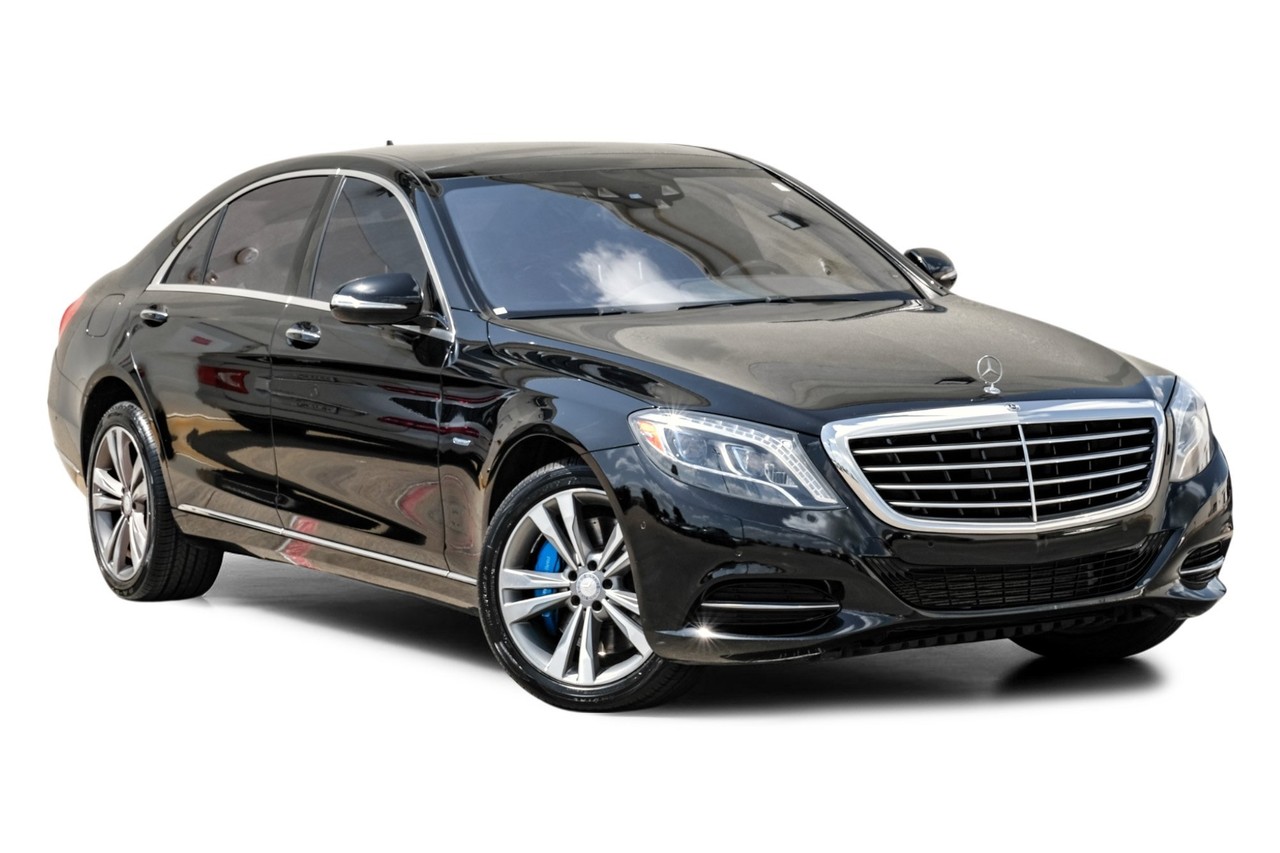 Mercedes-Benz S 550e Vehicle Main Gallery Image 07