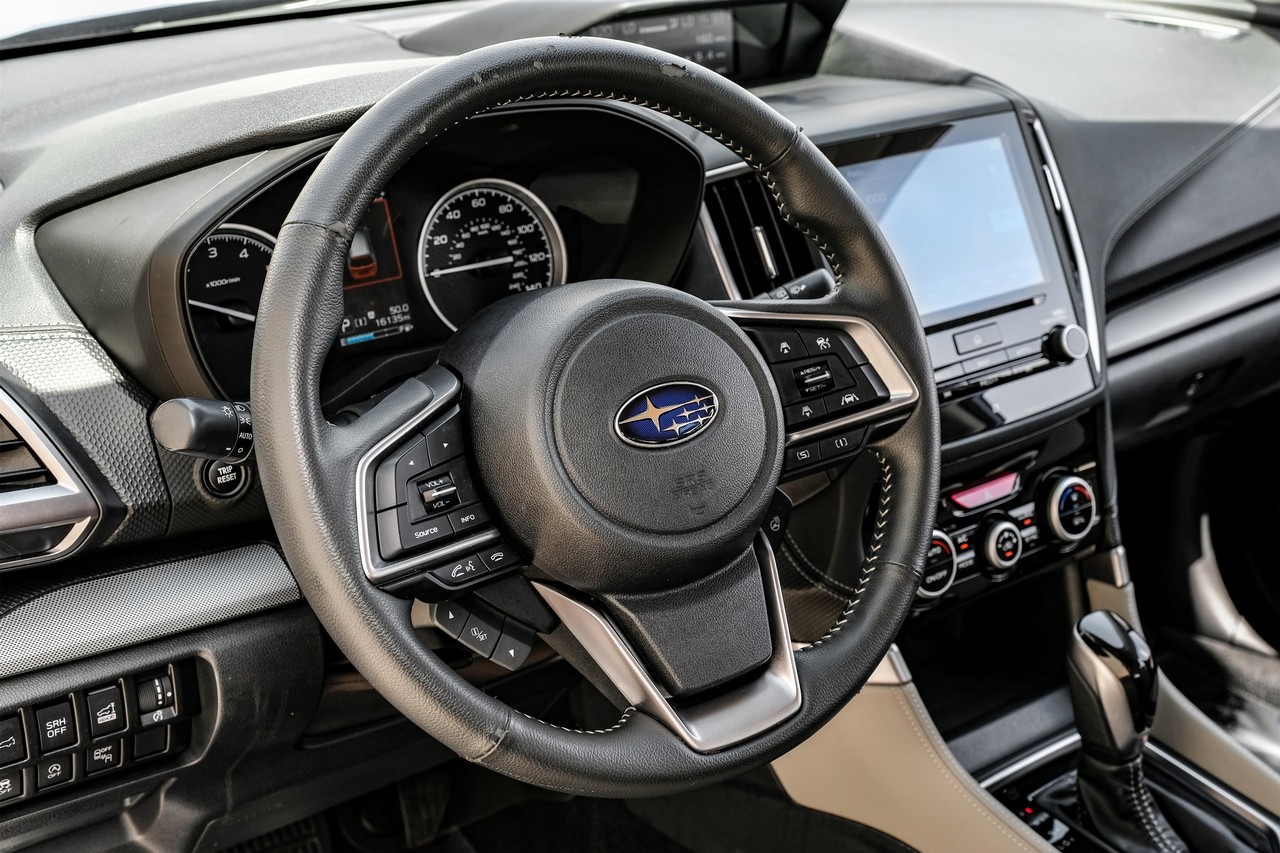 Subaru Forester Vehicle Main Gallery Image 16