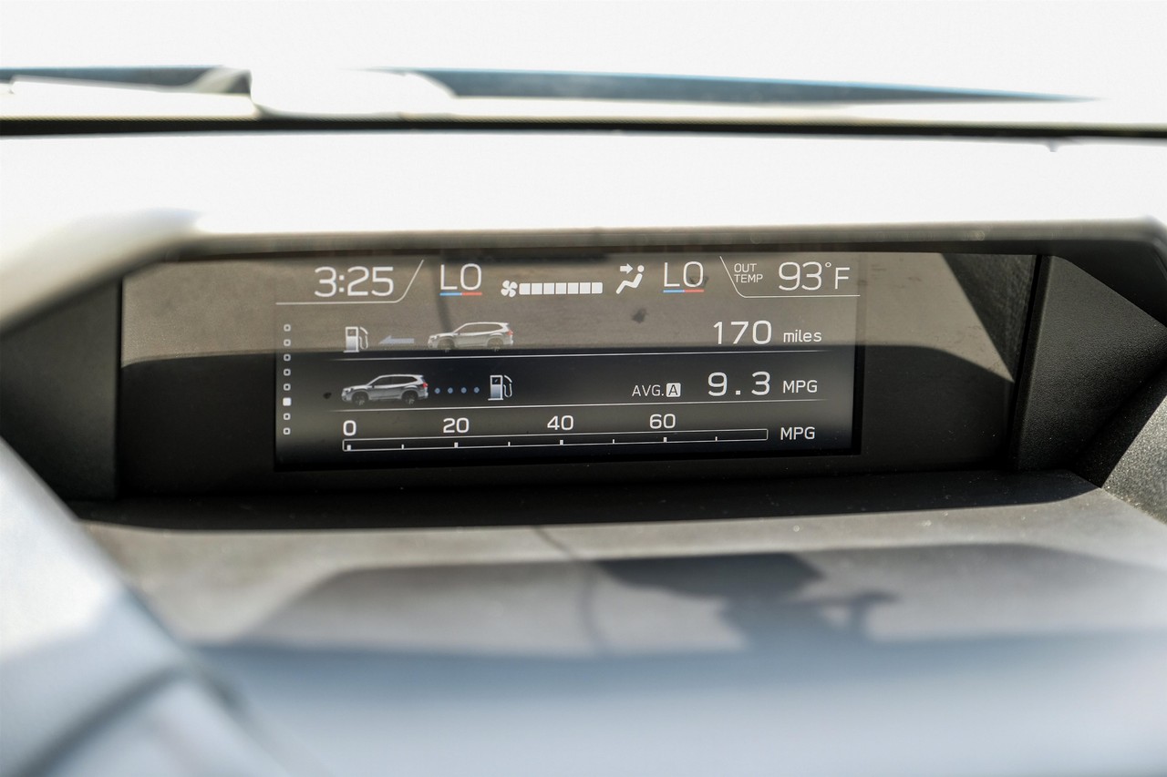 Subaru Forester Vehicle Main Gallery Image 22