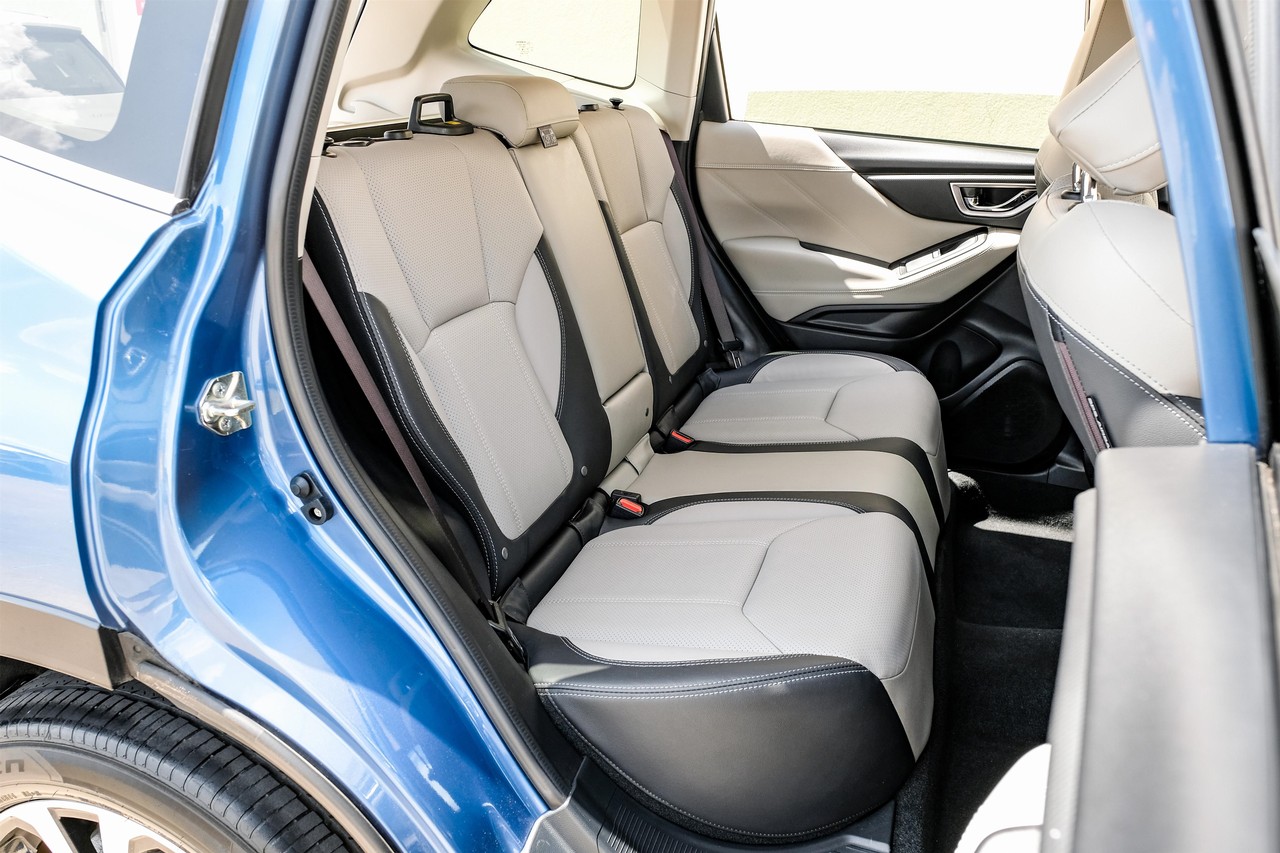 Subaru Forester Vehicle Main Gallery Image 34
