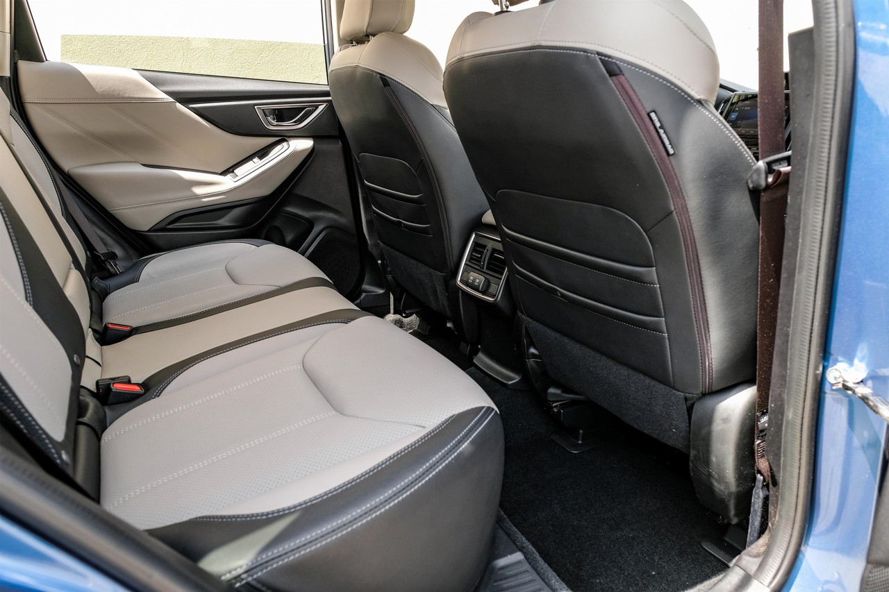 Subaru Forester Vehicle Main Gallery Image 35