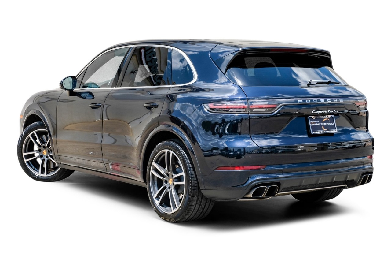 Porsche Cayenne Vehicle Main Gallery Image 11