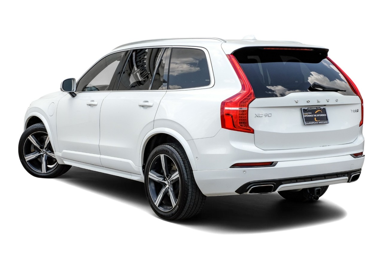 Volvo XC90 Hybrid Vehicle Main Gallery Image 11