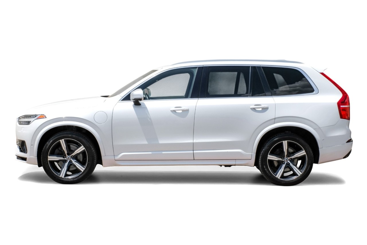 Volvo XC90 Hybrid Vehicle Main Gallery Image 12