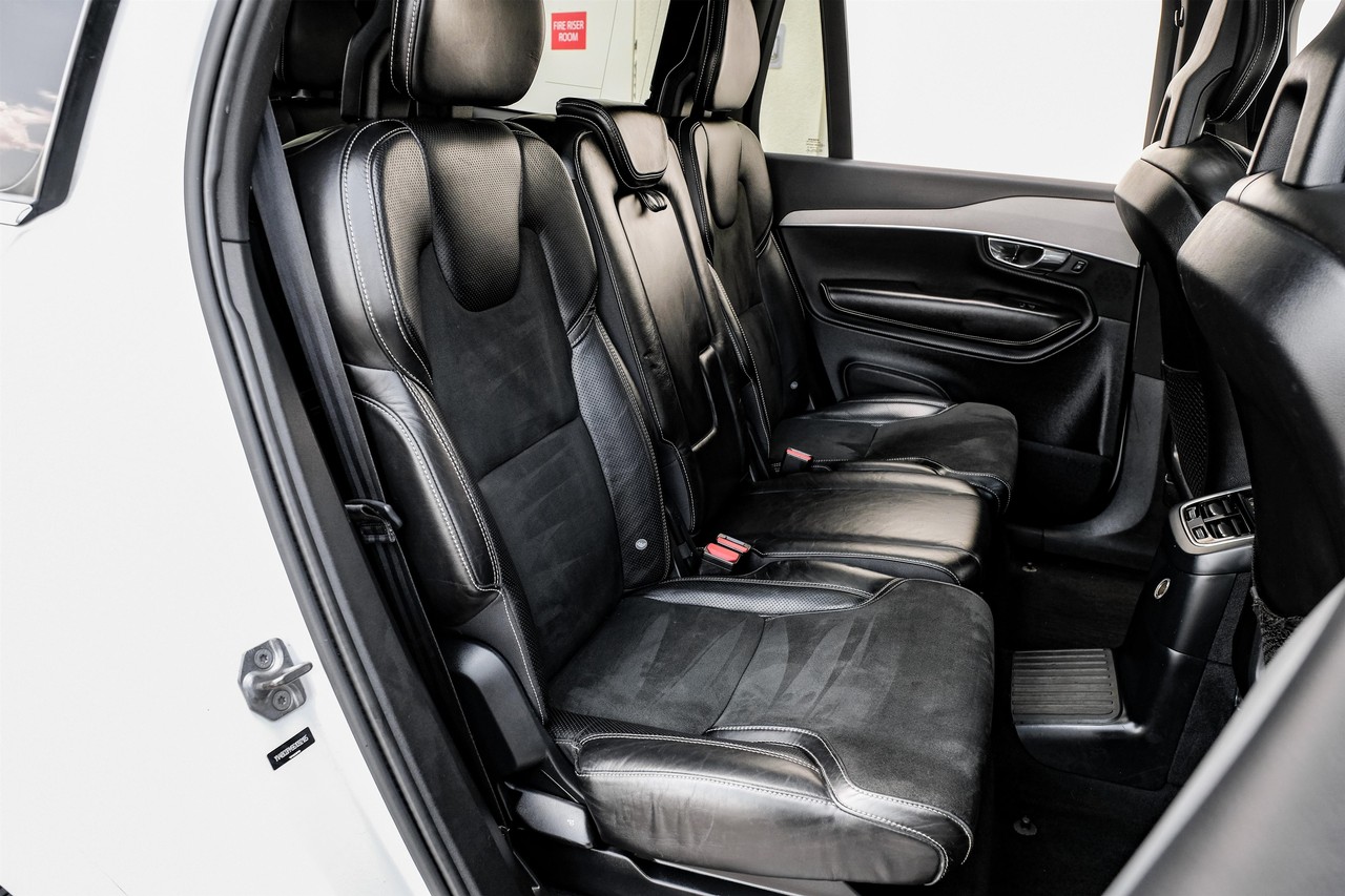 Volvo XC90 Hybrid Vehicle Main Gallery Image 34