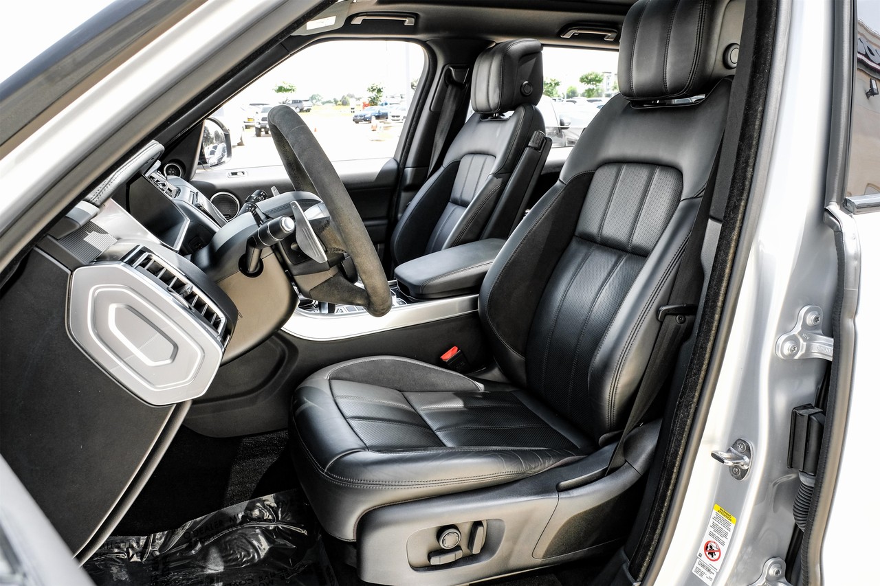 Land Rover Range Rover Sport Vehicle Main Gallery Image 04