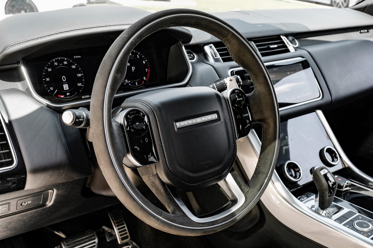 Land Rover Range Rover Sport Vehicle Main Gallery Image 16