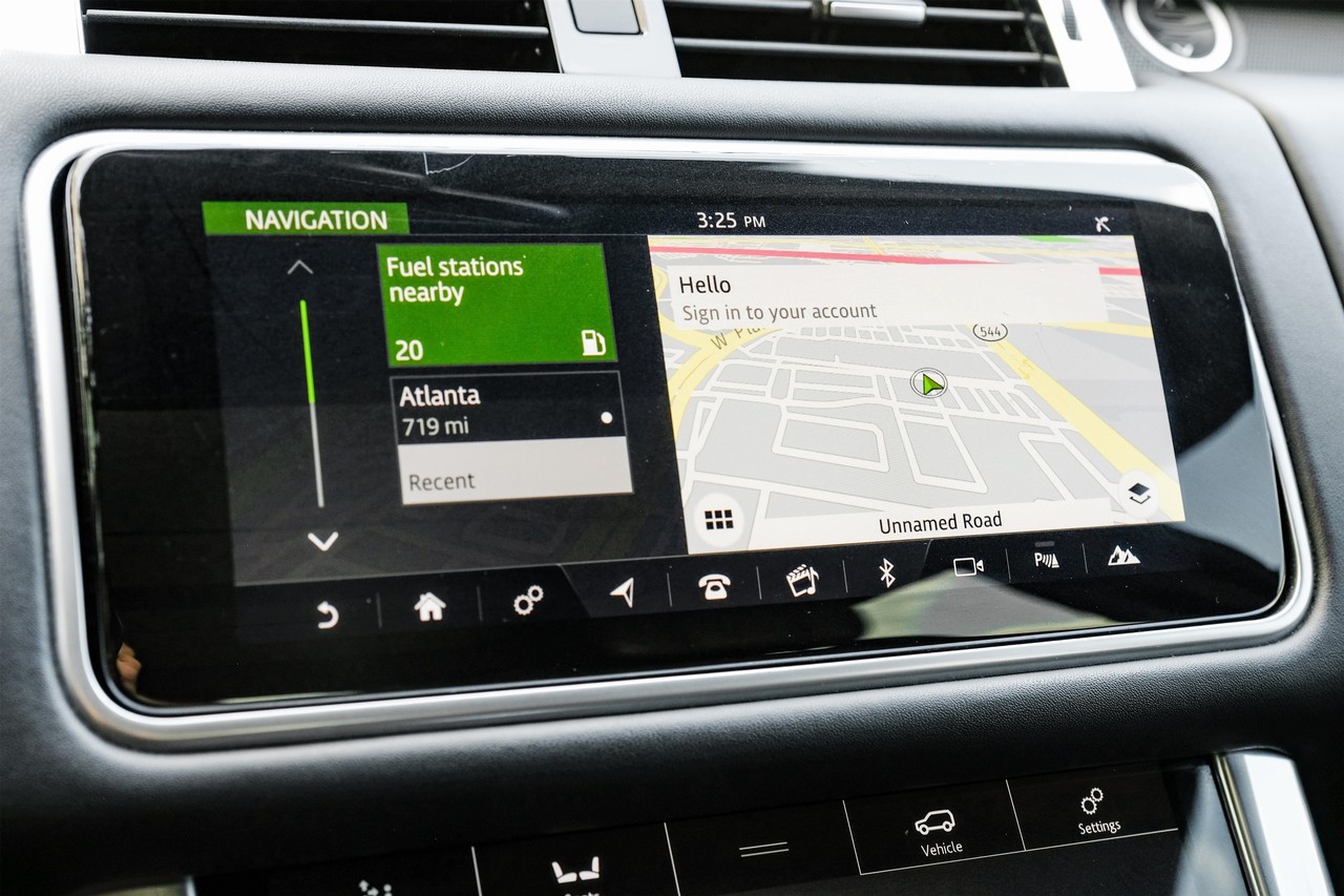 Land Rover Range Rover Sport Vehicle Main Gallery Image 22