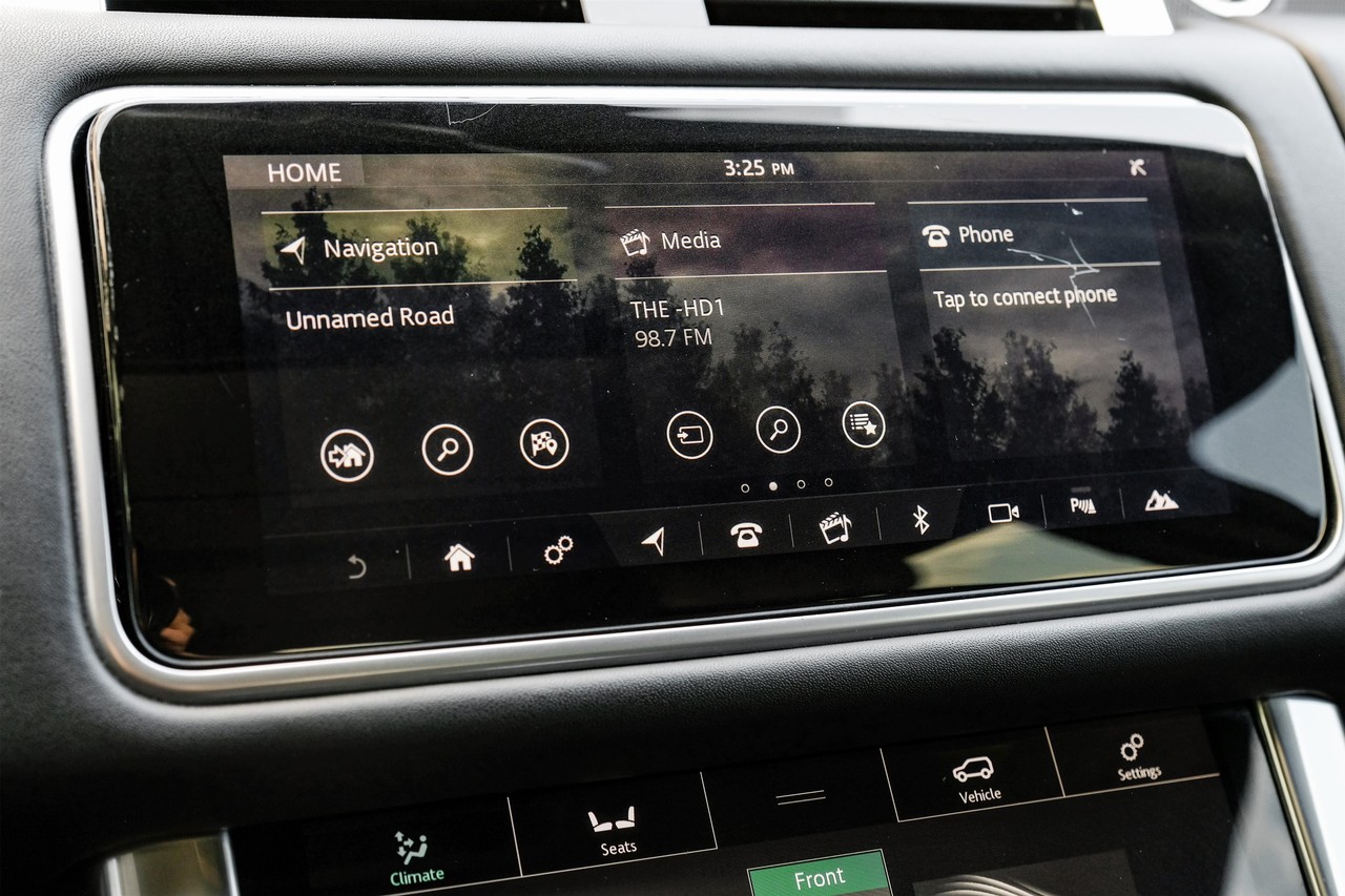 Land Rover Range Rover Sport Vehicle Main Gallery Image 29