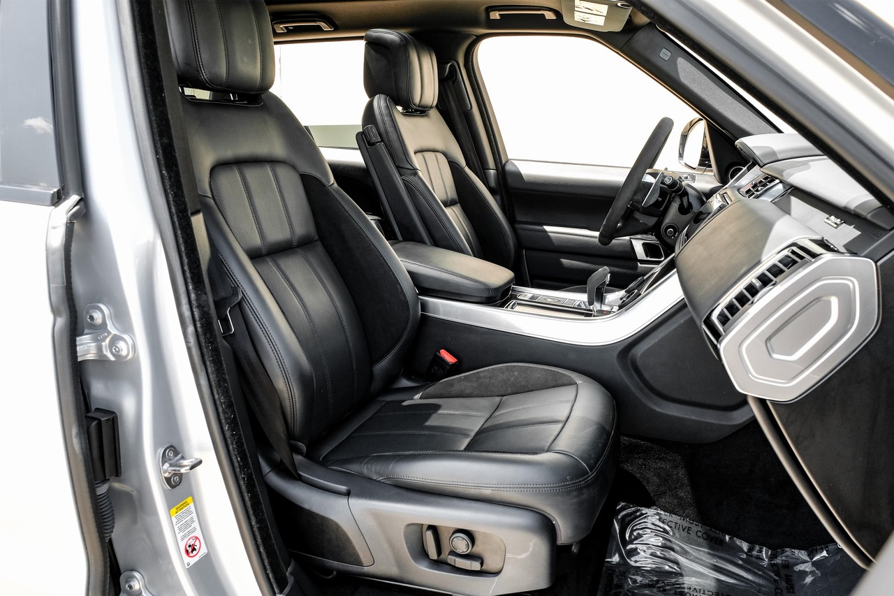 Land Rover Range Rover Sport Vehicle Main Gallery Image 34