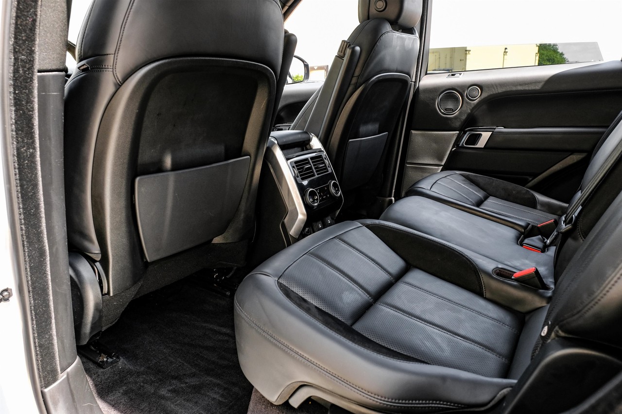 Land Rover Range Rover Sport Vehicle Main Gallery Image 37