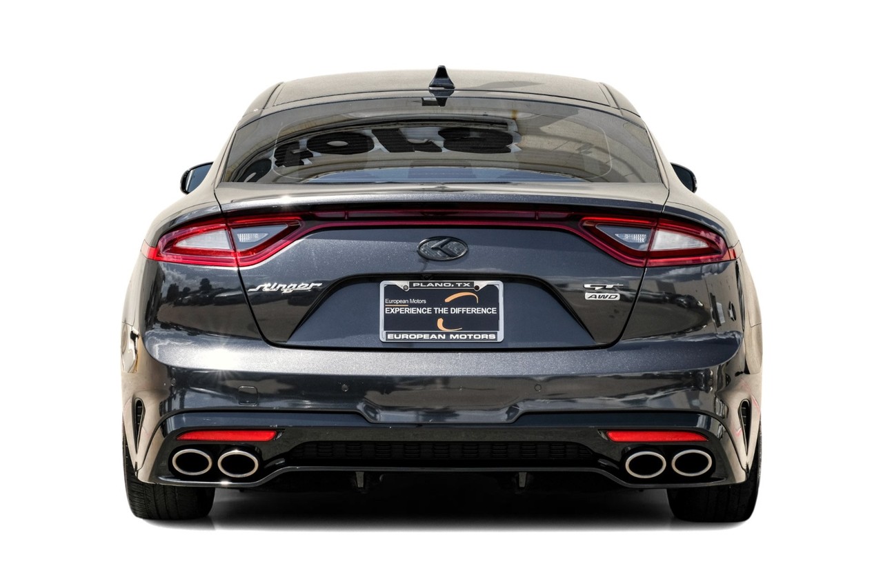 Kia Stinger Vehicle Main Gallery Image 09