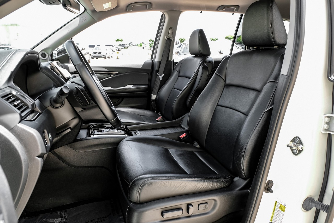 Honda Pilot Vehicle Main Gallery Image 04