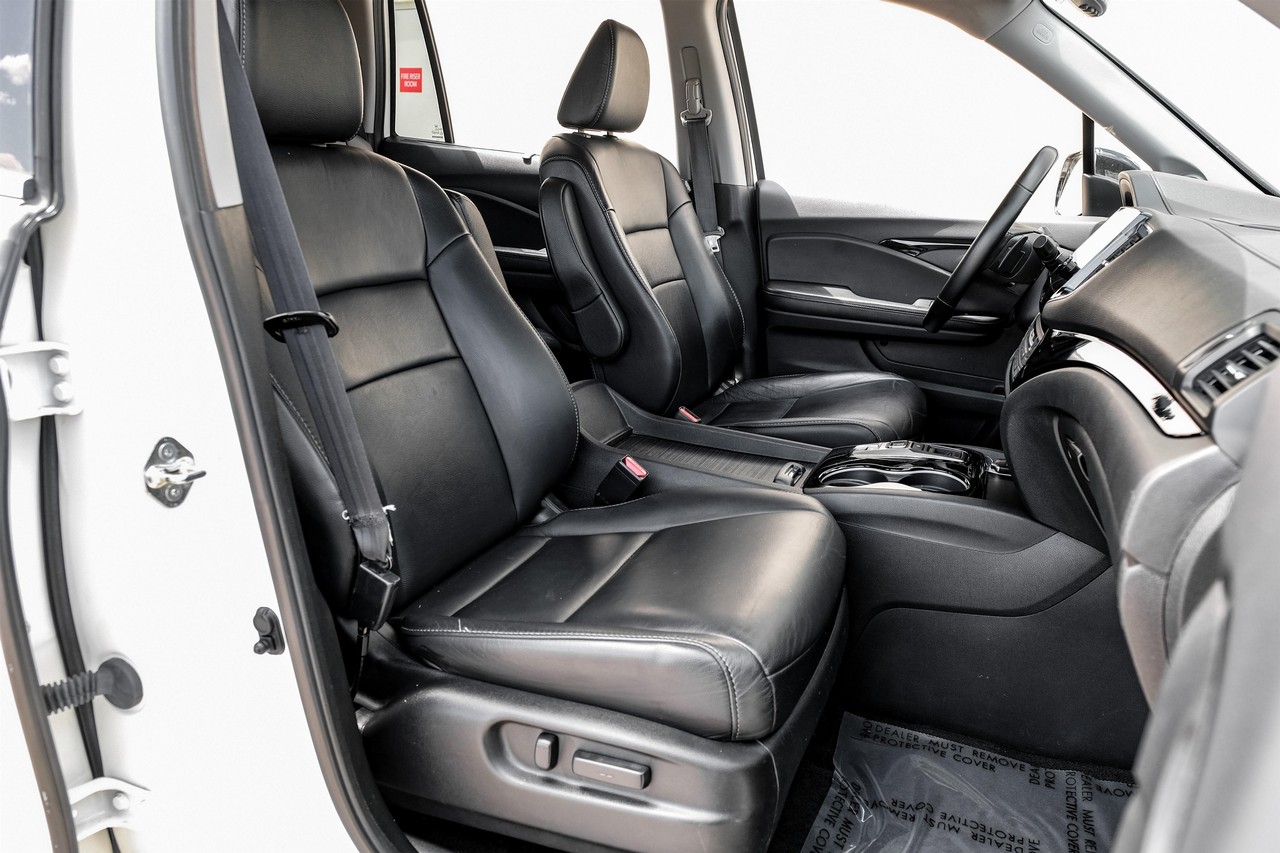 Honda Pilot Vehicle Main Gallery Image 32