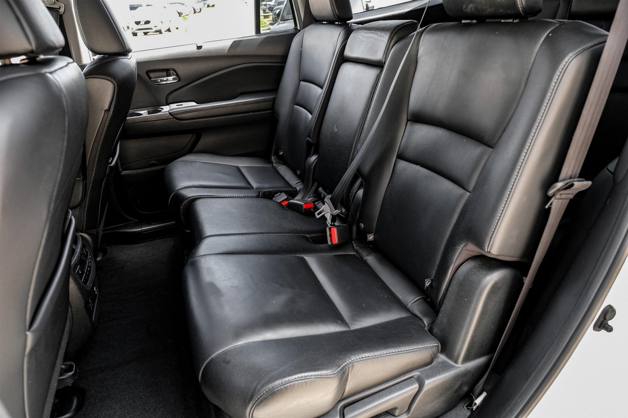 Honda Pilot Vehicle Main Gallery Image 36