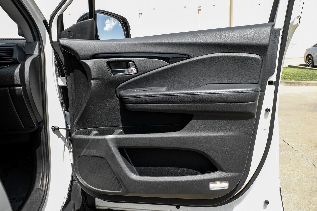 Honda Pilot Vehicle Main Gallery Image 41