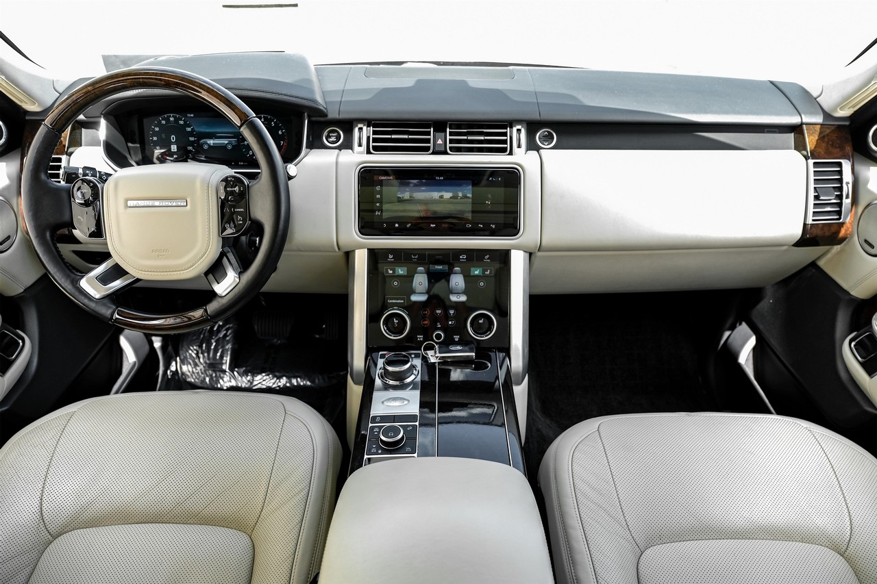 Land Rover Range Rover Vehicle Main Gallery Image 15