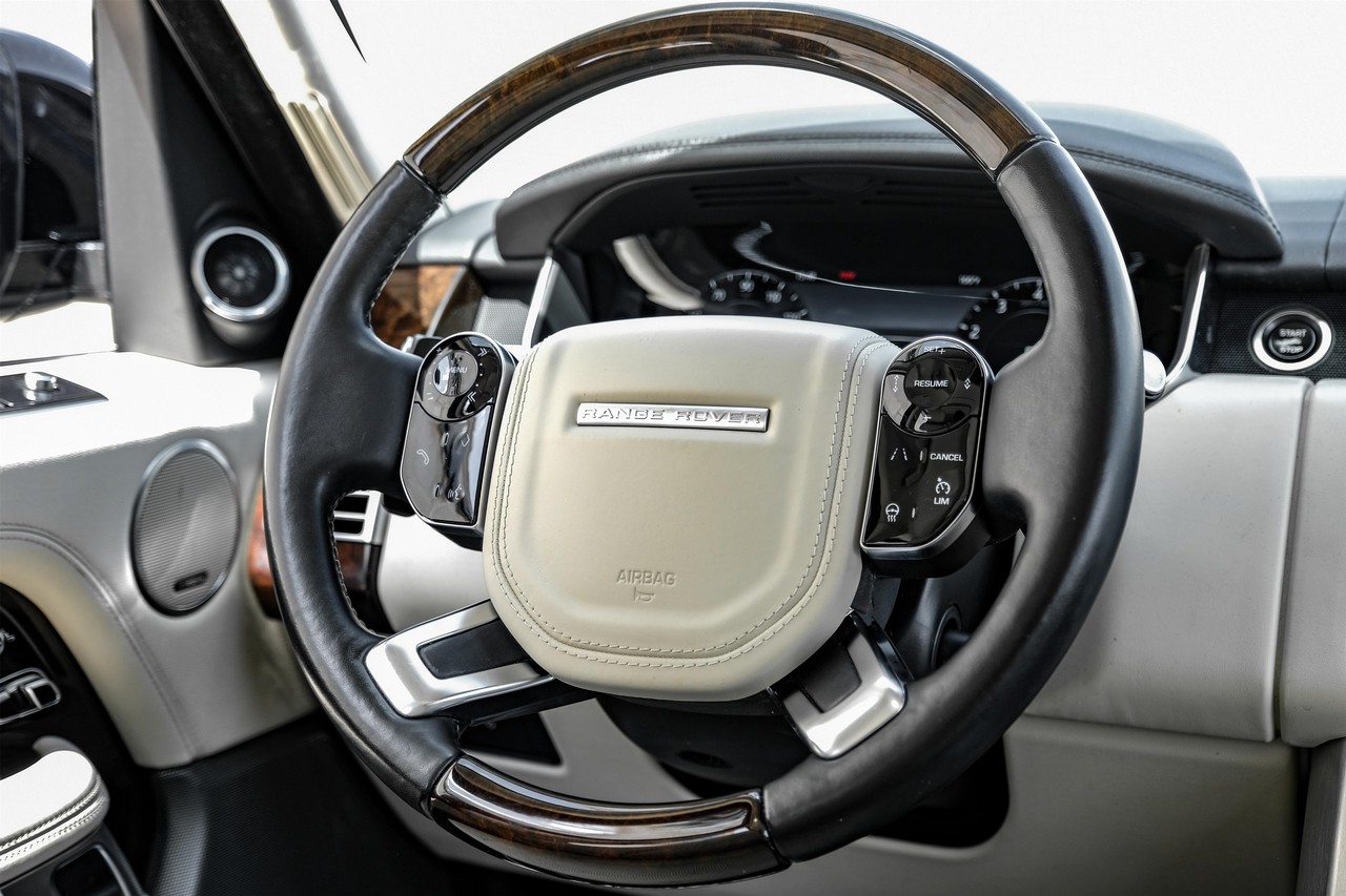 Land Rover Range Rover Vehicle Main Gallery Image 17