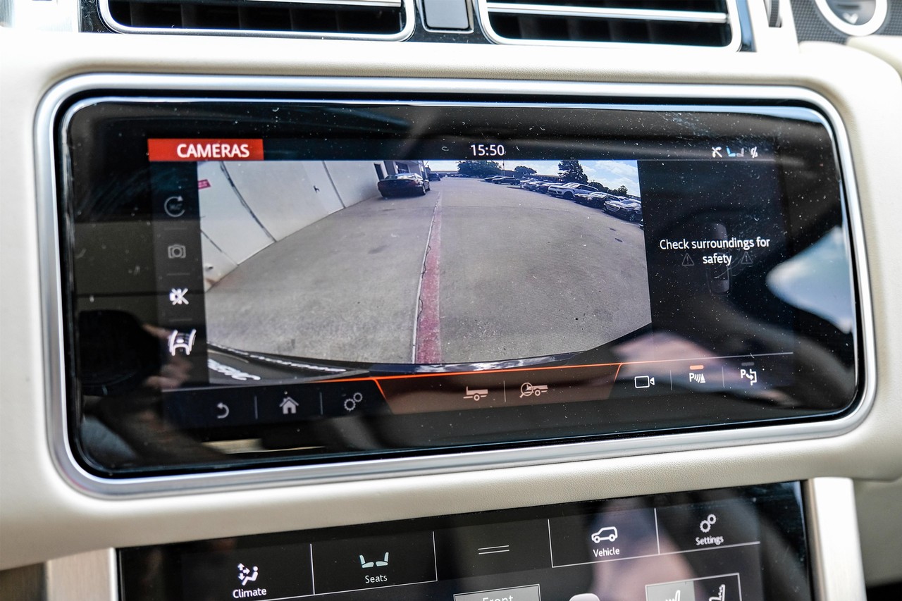 Land Rover Range Rover Vehicle Main Gallery Image 27