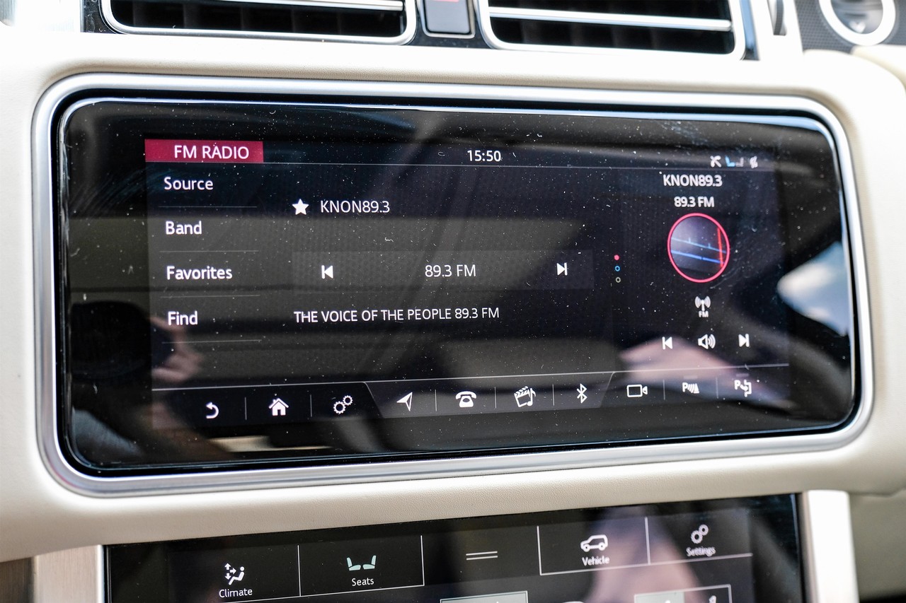 Land Rover Range Rover Vehicle Main Gallery Image 31