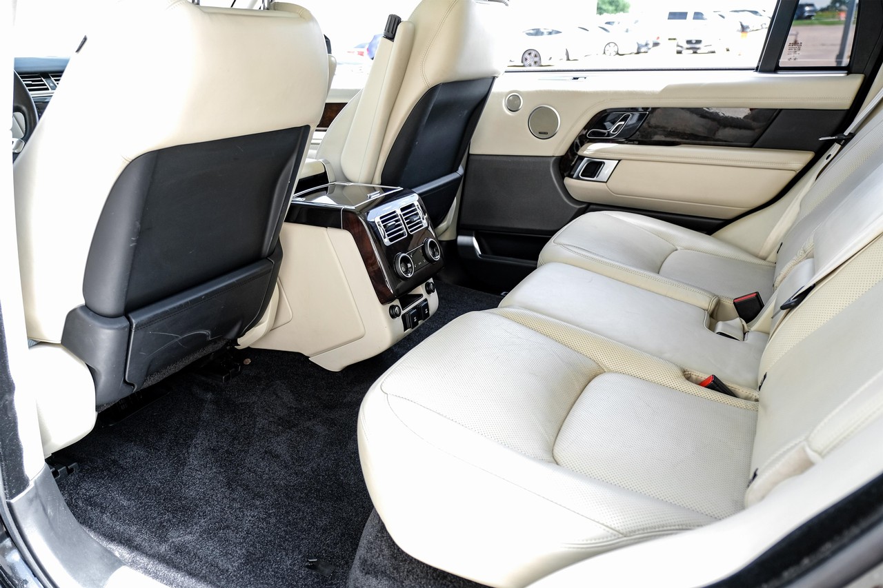 Land Rover Range Rover Vehicle Main Gallery Image 36