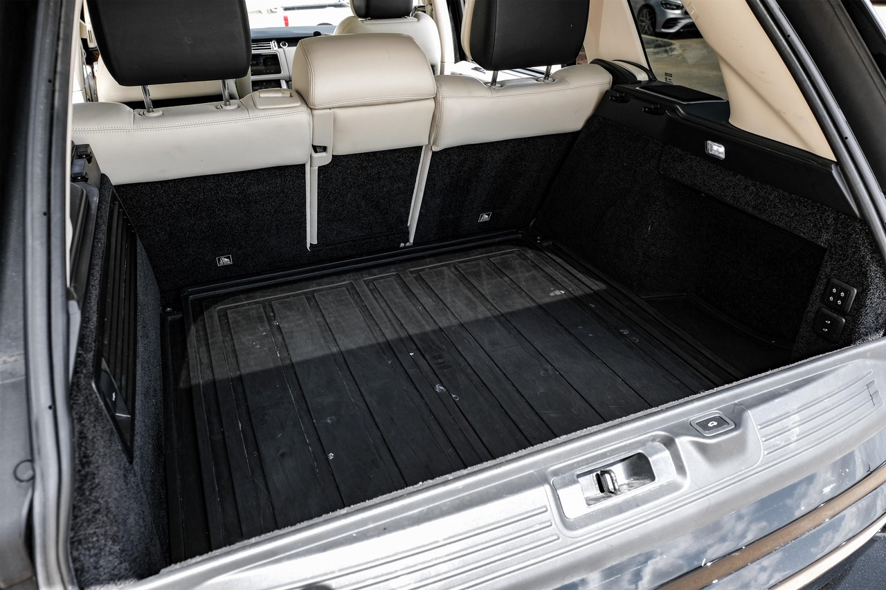Land Rover Range Rover Vehicle Main Gallery Image 48