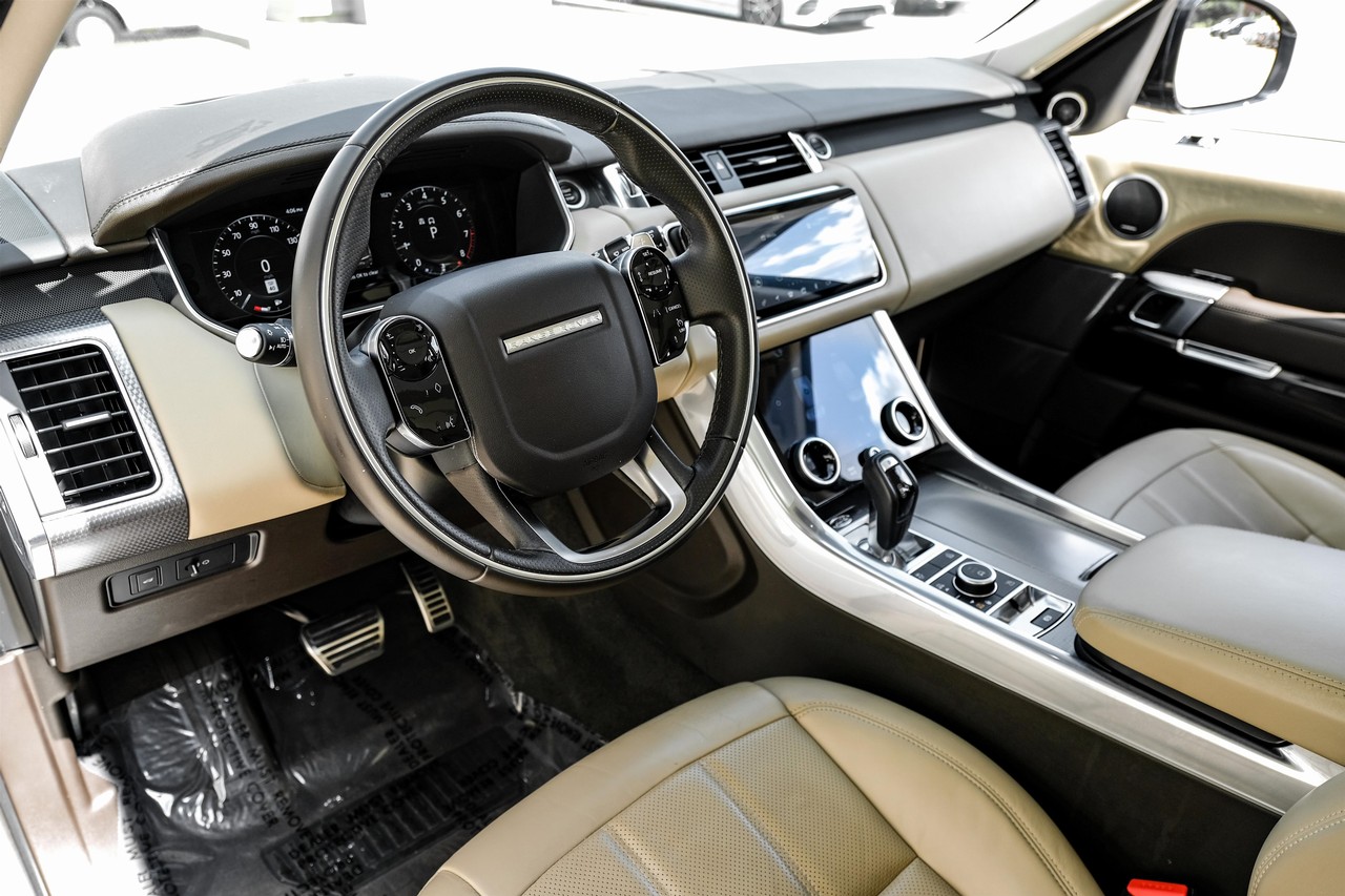 Land Rover Range Rover Sport Vehicle Main Gallery Image 03