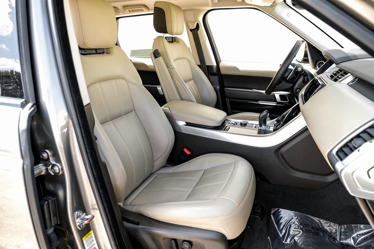 Land Rover Range Rover Sport Vehicle Main Gallery Image 32