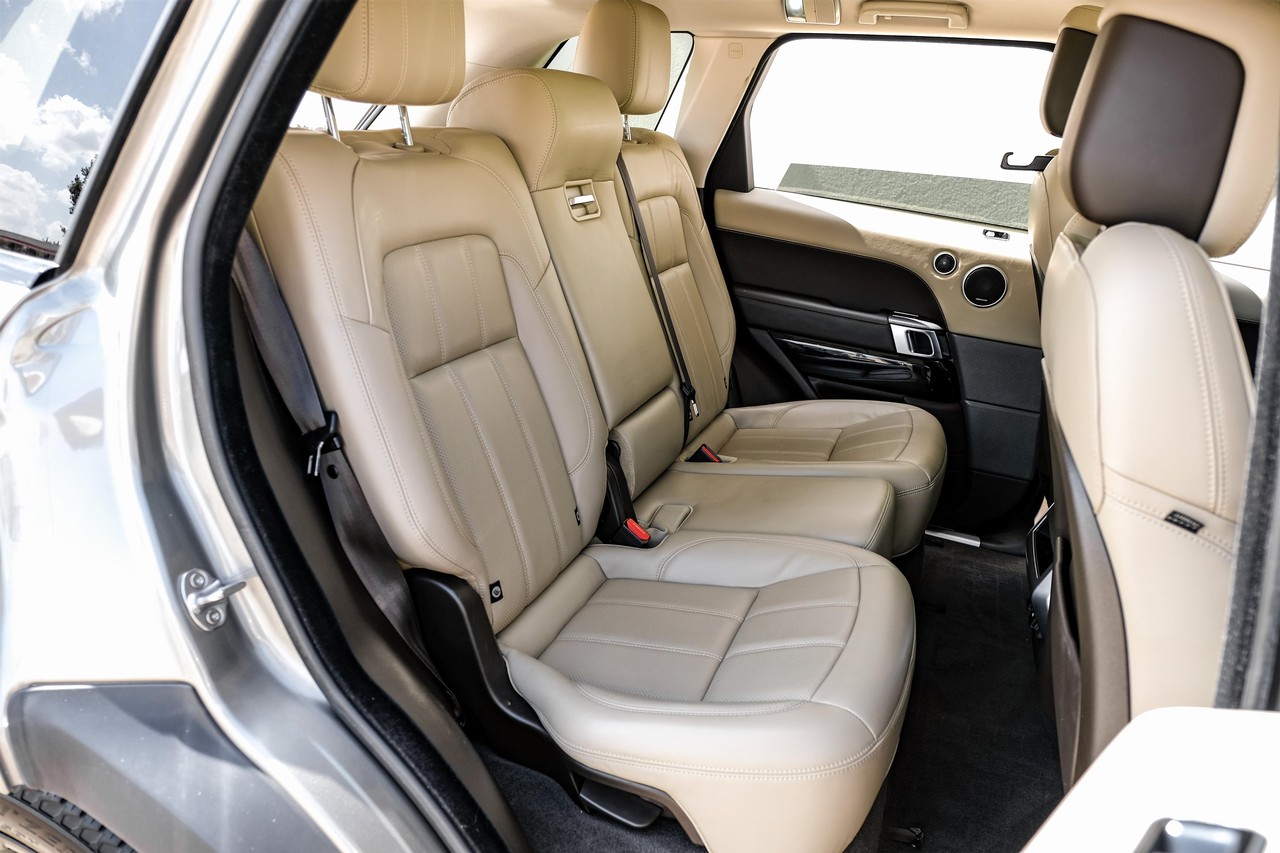 Land Rover Range Rover Sport Vehicle Main Gallery Image 33