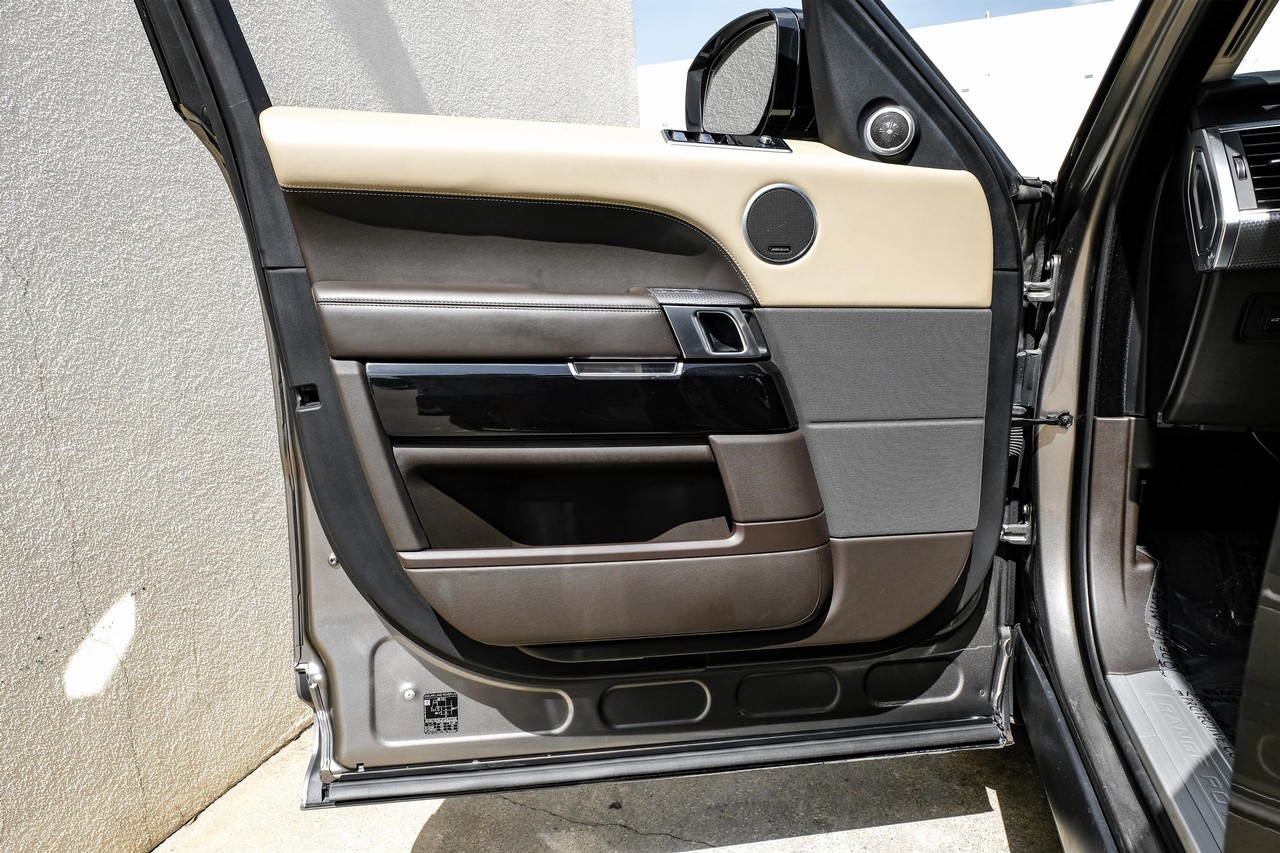 Land Rover Range Rover Sport Vehicle Main Gallery Image 37