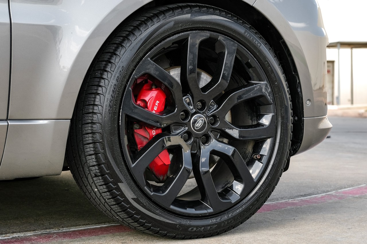 Land Rover Range Rover Sport Vehicle Main Gallery Image 48