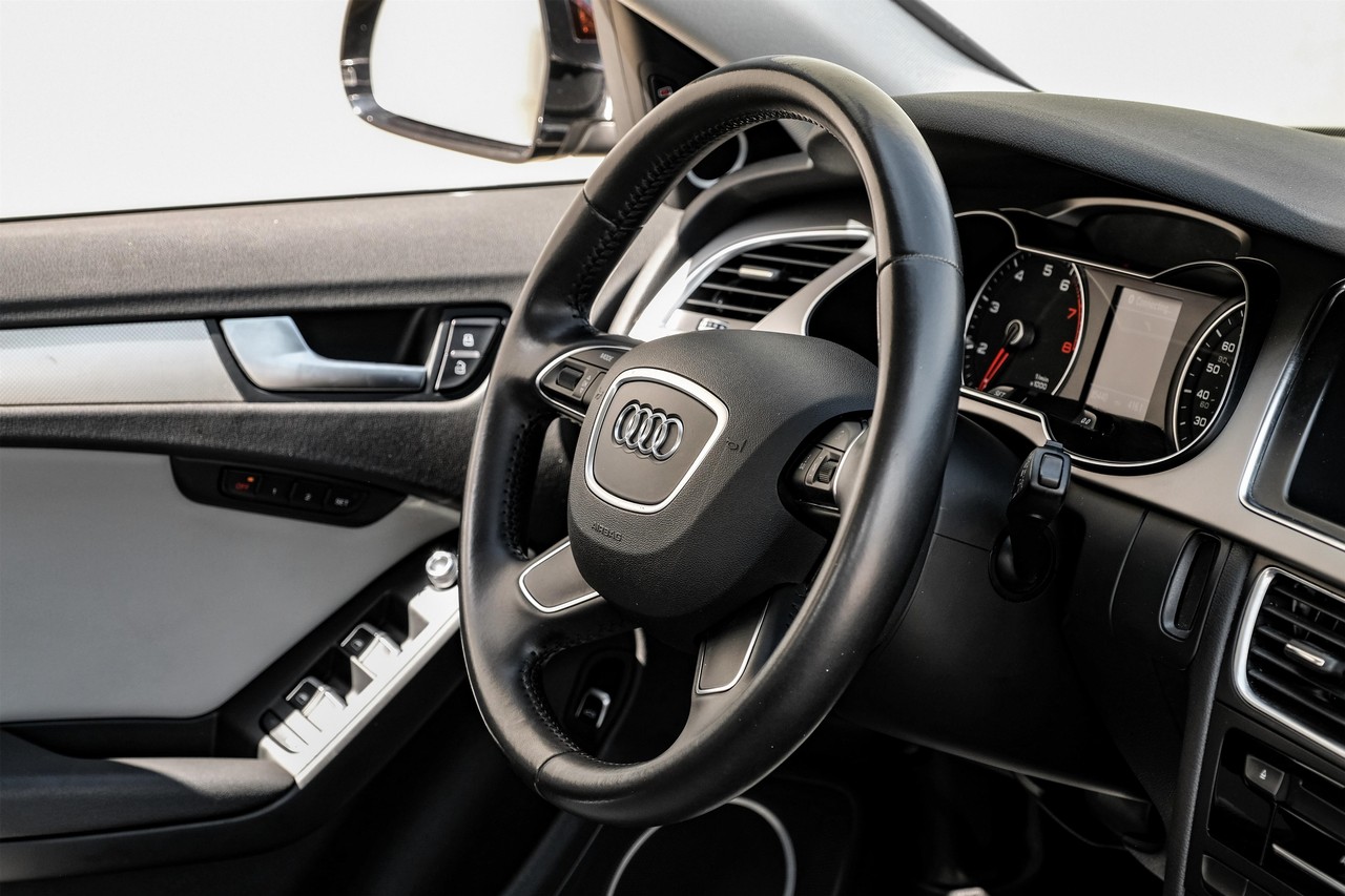 Audi allroad Vehicle Main Gallery Image 14