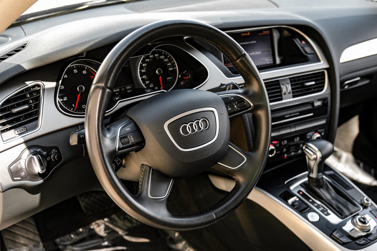 Audi allroad Vehicle Main Gallery Image 16
