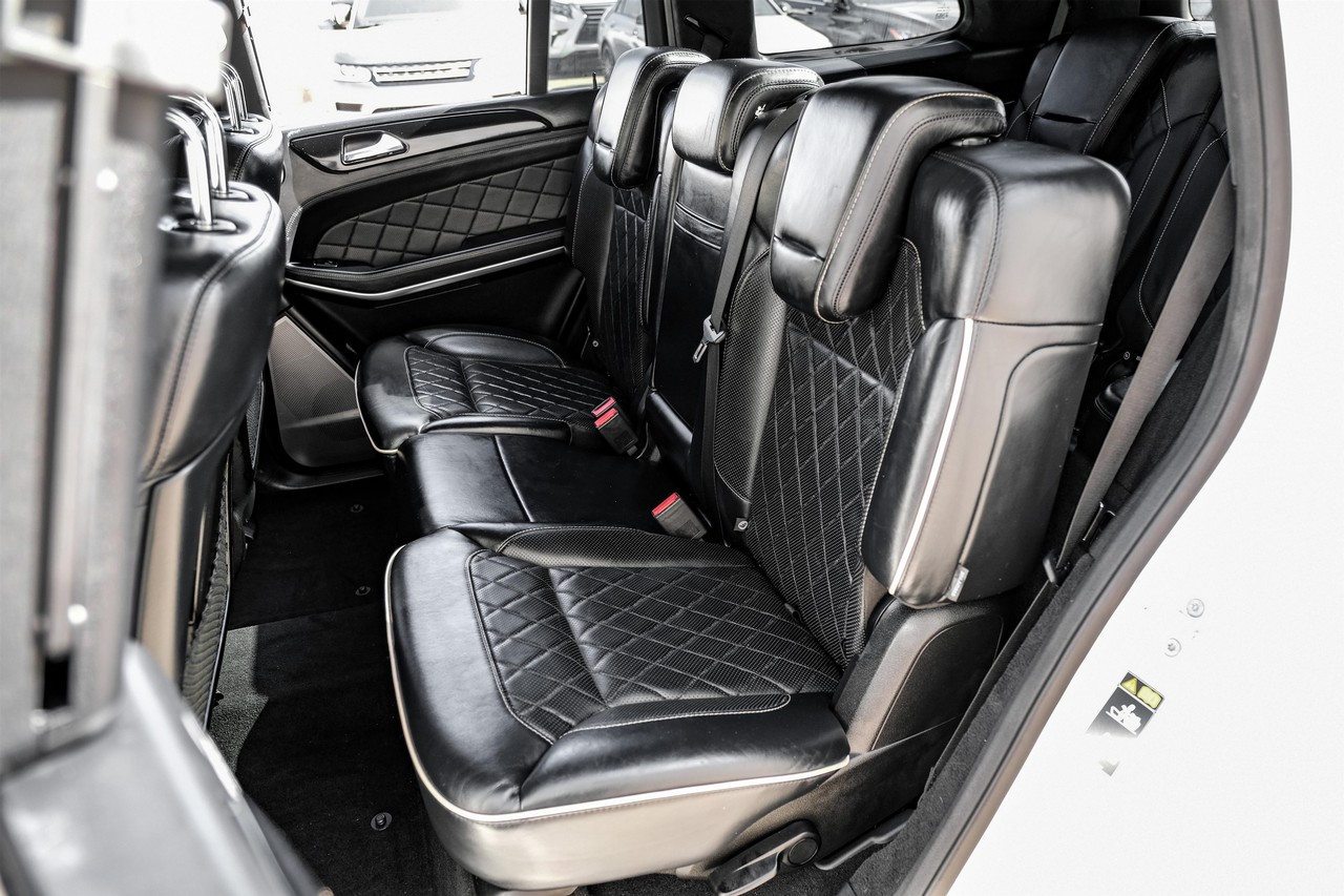 Mercedes-Benz GL-Class Vehicle Main Gallery Image 36