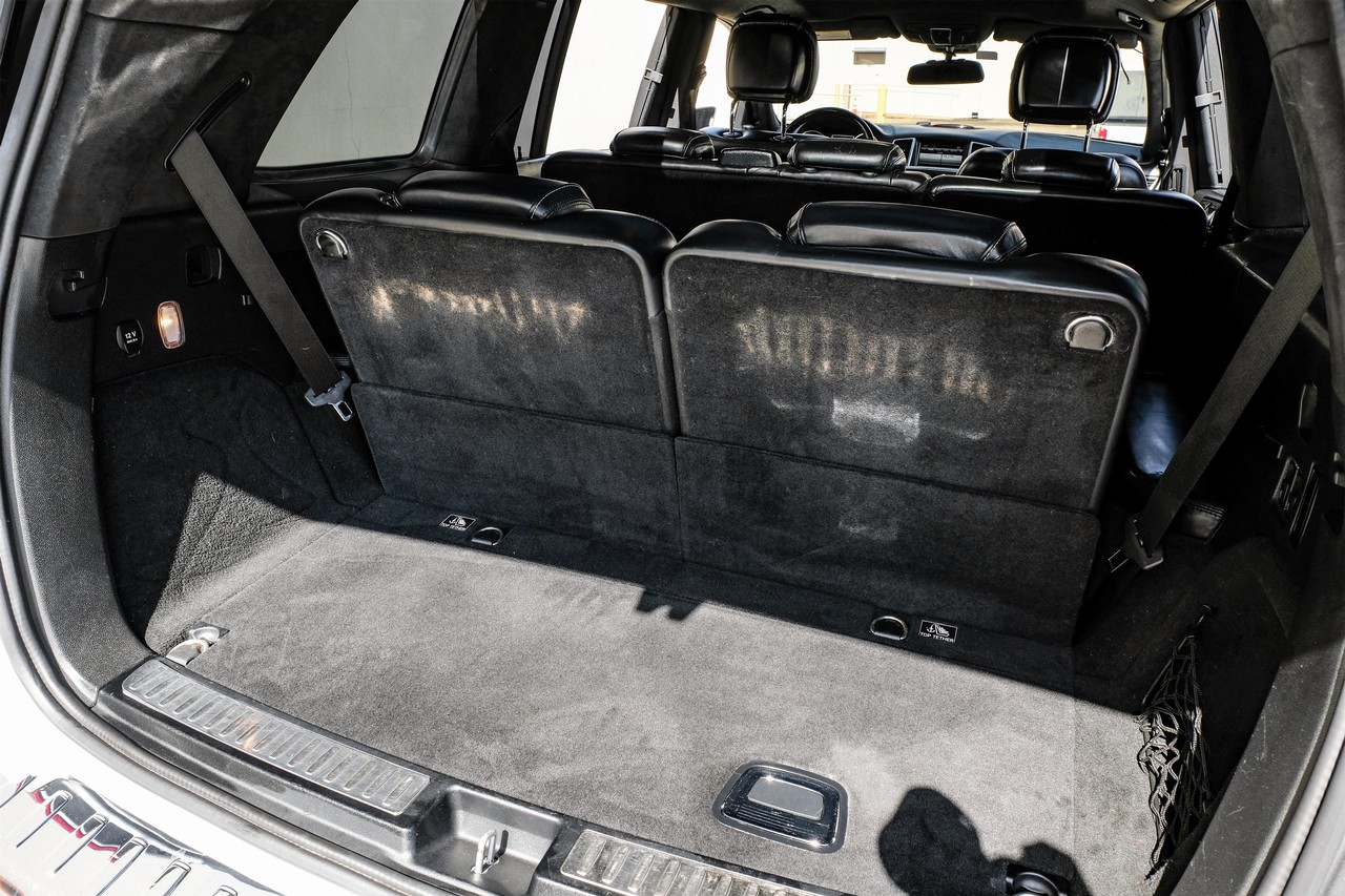 Mercedes-Benz GL-Class Vehicle Main Gallery Image 47