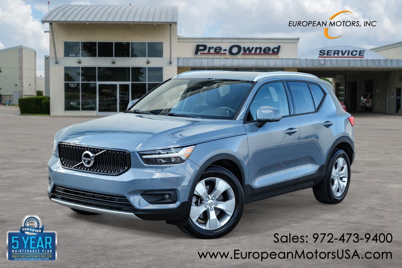 Volvo XC40 Vehicle Main Gallery Image 01