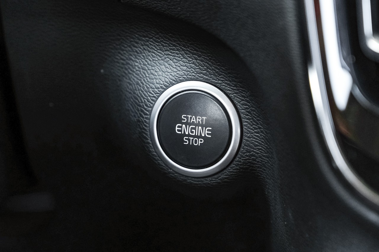 Volvo XC40 Vehicle Main Gallery Image 22