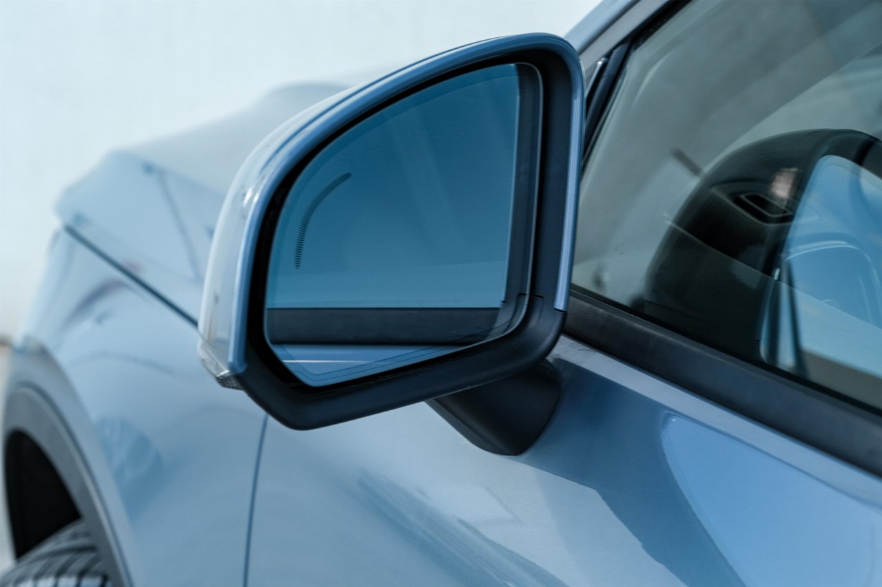 Volvo XC40 Vehicle Main Gallery Image 41