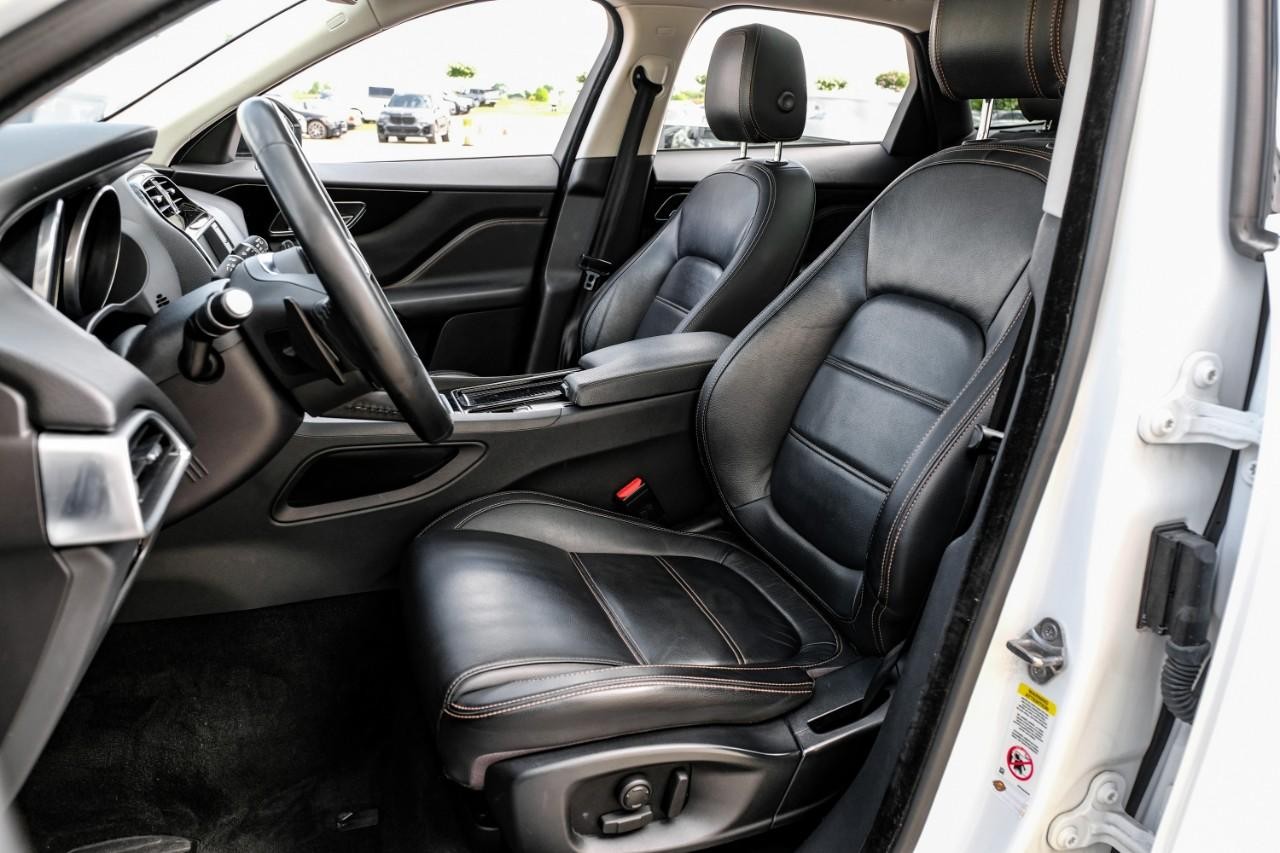 Jaguar F-Pace Vehicle Main Gallery Image 04
