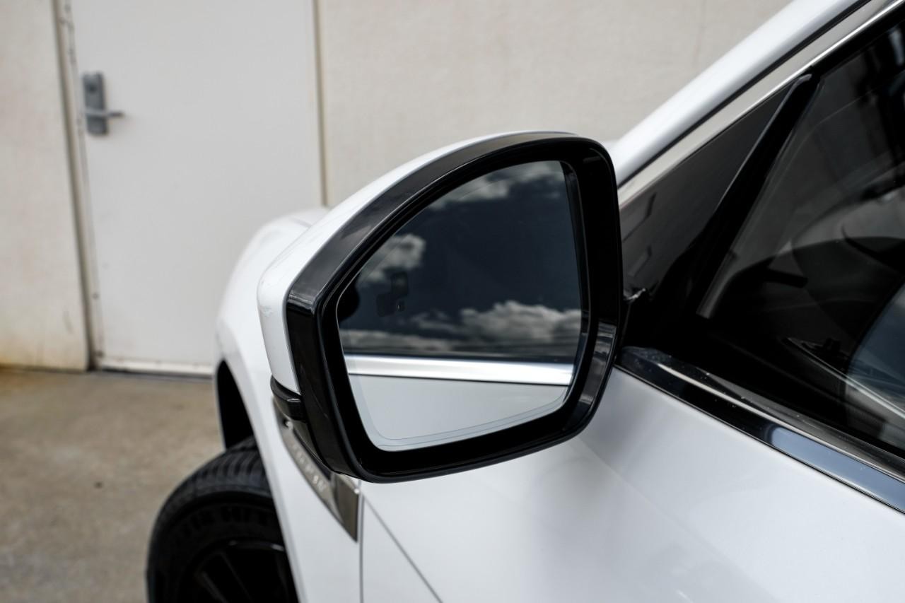 Jaguar F-Pace Vehicle Main Gallery Image 40