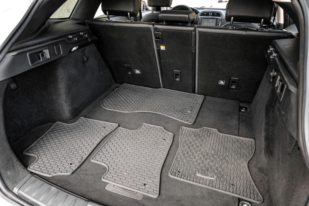 Jaguar F-Pace Vehicle Main Gallery Image 48