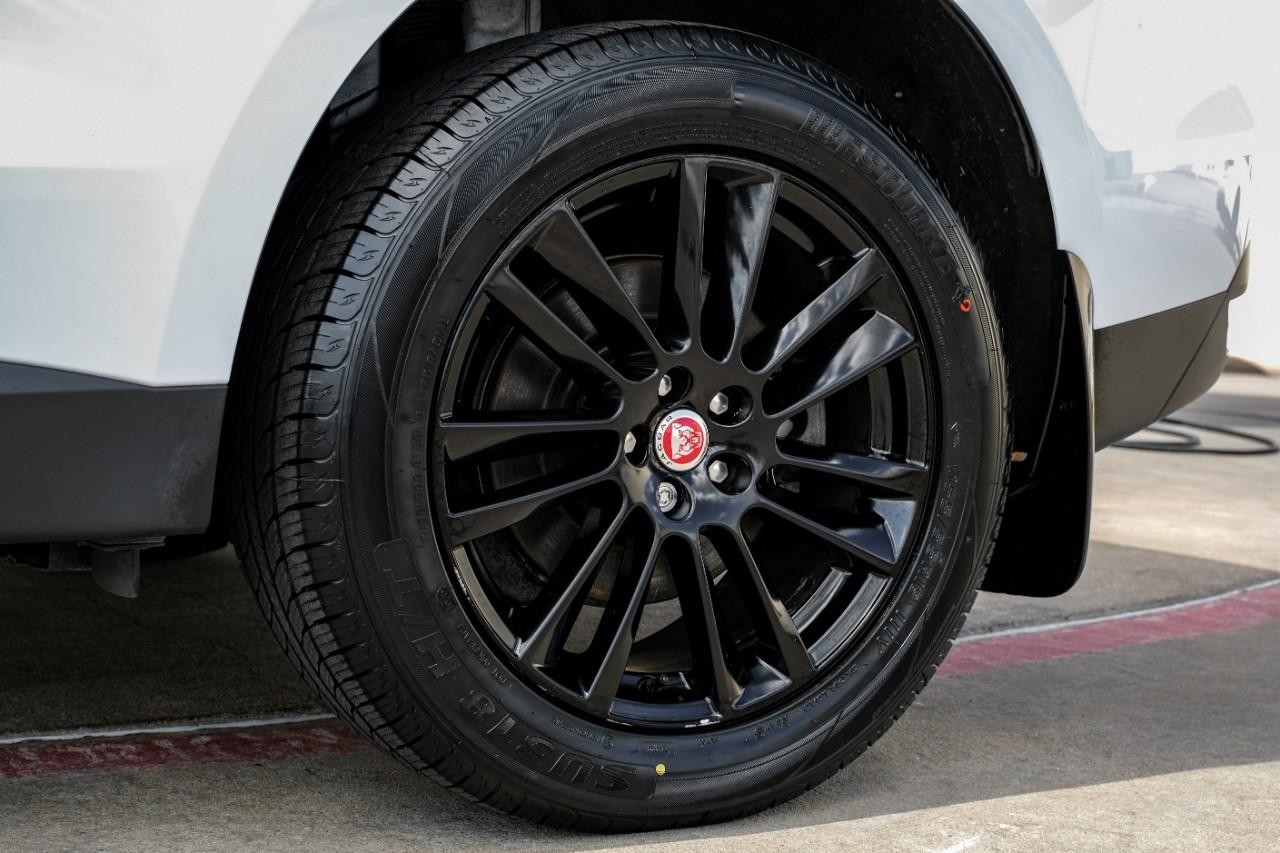 Jaguar F-Pace Vehicle Main Gallery Image 53